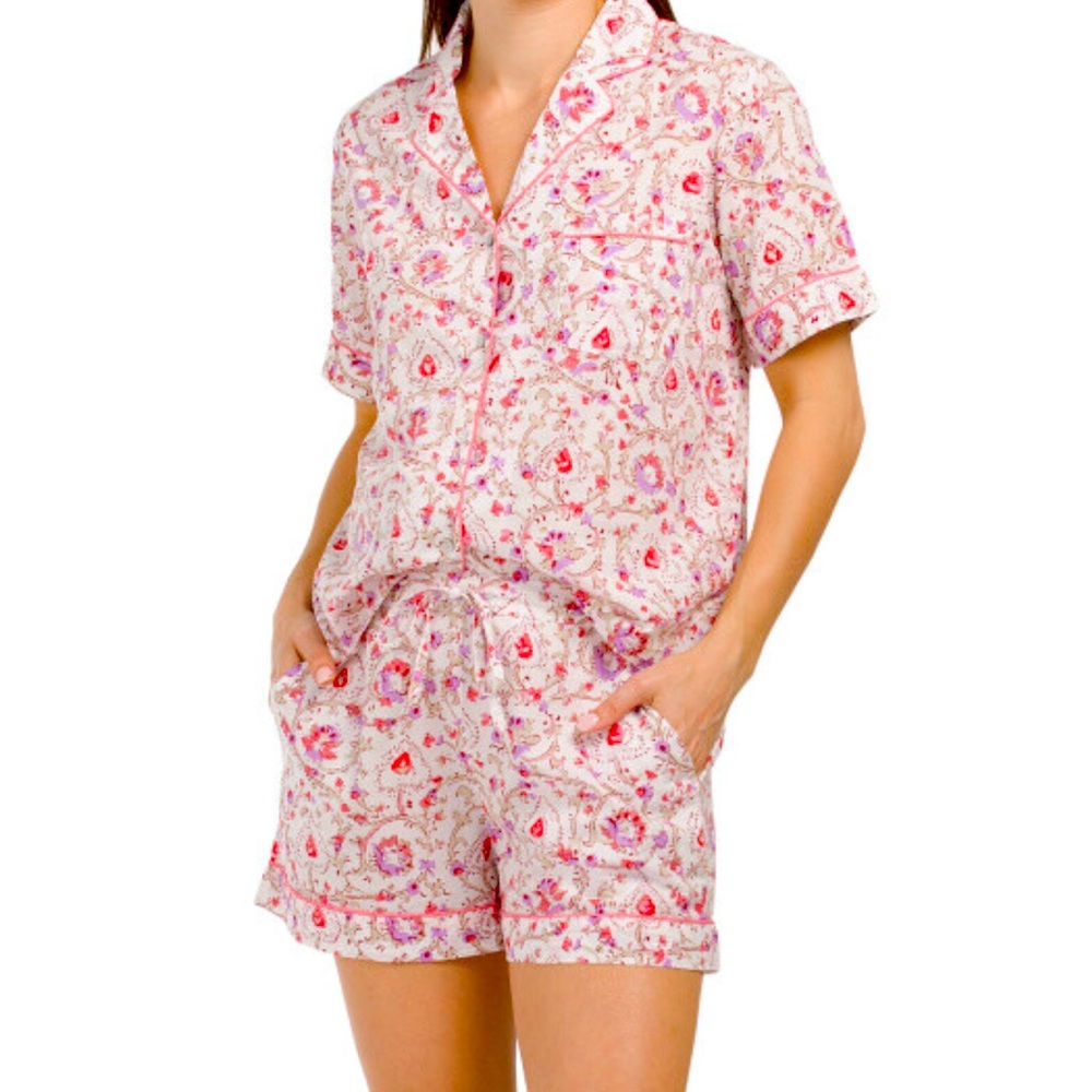 Rachel Ashwell Shabby Chic
Organic Cotton Pajama Set S Batik
Short Sleeve Shorts